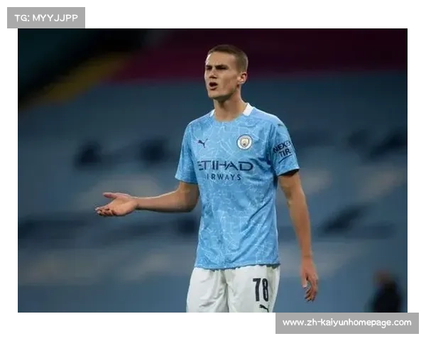 曼联U16队中新星崛起，凯鲁尼闪耀未来